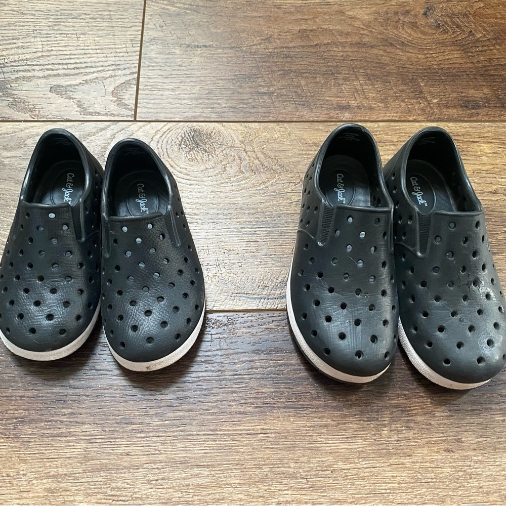 Cat & Jack swim shoes.